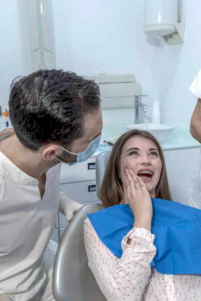 Best Emergency Gum Treatment in Steger, IL